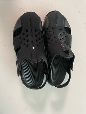 Nike Sunday Protect 2